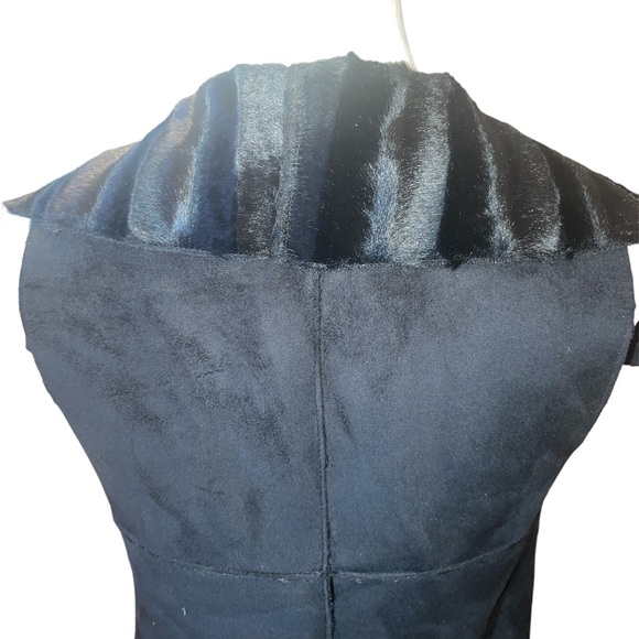 Black Label By Chico's Reversible Faux Fur Vest Womens 00 XS Open Front - Picture 5 of 11